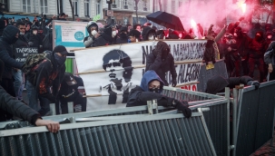 Fransa'daki protestolar devam ediyor 