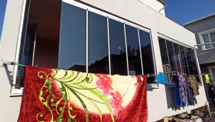 Hatalı cam balkon bütün aileyi zehirledi