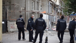 İskeleden düşen işçi yaralandı! 