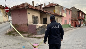 Kardeşi tarafından defalarca bıçaklandı 