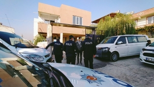 Kıskandığı eşini vurdu 