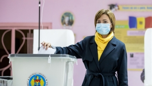 Moldova'da halk sandık başında