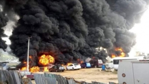 Nijerya'da patlama: 2 kişi öldü 29 araç yandı