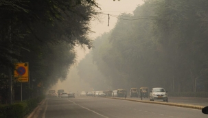 Yeni Delhi'de hava kalitesi düştü 