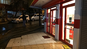 Avcılar'da bir marketten silahlı soygun 