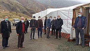 Depremzedeler evlerine taşınmak istiyor