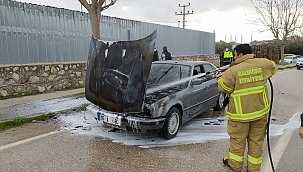 Erdek'te özel oto yandı 