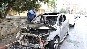 Gece saatlerinde alev alev yandı