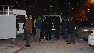 Kendini doğal gaz borusuna astı!