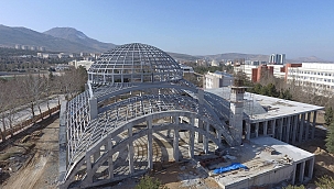 İlahiyat Camii 3 yılda tamamlandı 