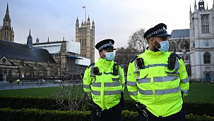 İngiltere'de koronadan 506 kişi öldü