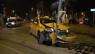 Kaza yaptı aracını bırakıp uzaklaştı