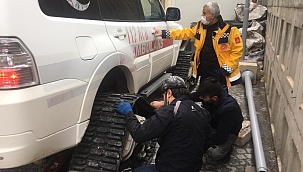Kış öncesi paletli ambulanslar hazır 