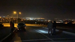 Lüks araç silahlarla kurşunlandı