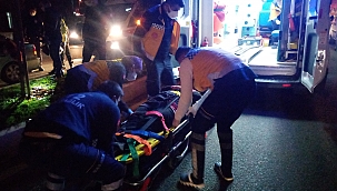 Otomobilin çarptığı kadın ağır yaralandı 