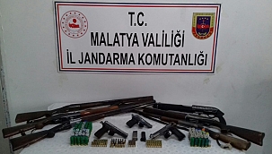 Silah kaçakçılarına operasyon!