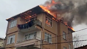 Sinop'ta 4 katlı evde yangın!