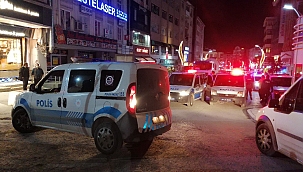 Tartıştığı husumetlisini silahla vurdu 