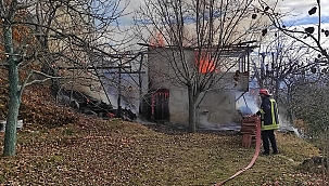 Tosya'da bağ evi küle döndü 