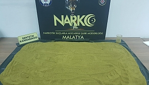 Uyuşturucu satıcıları kıskıvrak yakalandı 