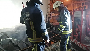 Van'da tandır evinde yangın 