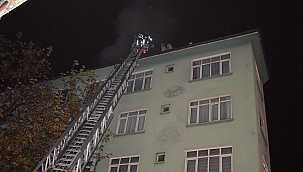 Yangın paniği bütün bina boşaltıldı!