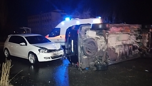 3 aracın karıştığı kazada 2 kişi yaralandı 