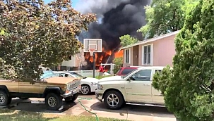 ABD'de uçak evin üzerine düştü: 3 ölü 