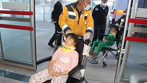 Adıyaman'da iki otomobil çapıştı: 9 yaralı 