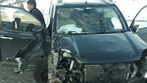 Bingöl'de trafik kazası: 3 yaralı 