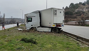 Burdur'da trafik kazası ucuz atlatıldı 