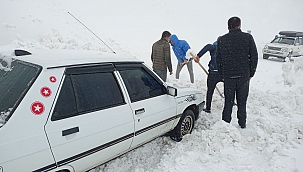 Kar ve tipi nedeniyle mahsur kaldılar 