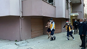  İki kardeş birbirini bıçakladı