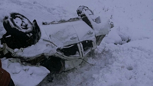 İki kişiyi köylüler donmaktan kurtardı