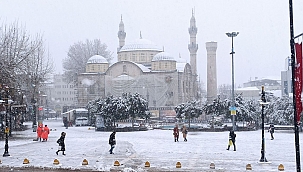 Malatya'da kar yağışı etkili oluyor!