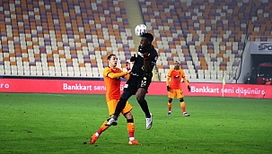 Malatyaspor: 0 - Galatasaray: 0 (İlk yarı)