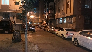 Oğlunu bıçaklayan adam pencereden atladı 