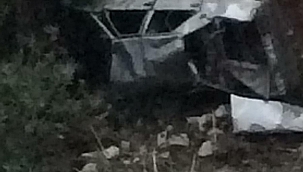 Otomobil şarampole yuvarlandı