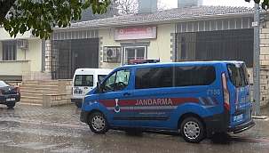 Seyir halindeki otomobilde infaz 