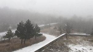 Sındırgı'ya yeni yılın ilk karı yağdı 