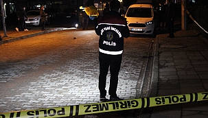 Sokak ortasında silahlı saldırı: 2 yaralı 