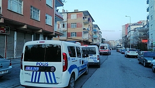 Yalnız yaşayan adam evinde ölü bulundu 