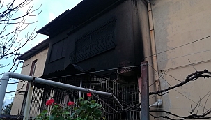Yangında ev küle döndü bir kişi yaralandı