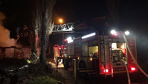  Yangında ev kullanılamaz hale geldi