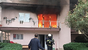 Alevlerin sardığı daire küle döndü 