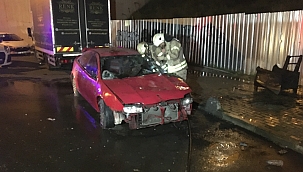 Bir yıldır park halindeki araç yandı