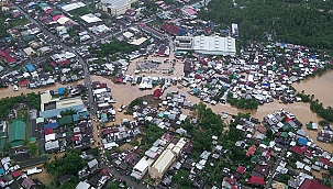 Dujuan Fırtınası 51 bin kişiye tahliye 