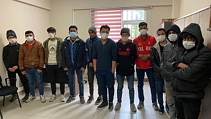 Düzensiz göçmenler polise takıldı 