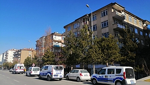 Endonezyalı genç evinde ölü bulundu 