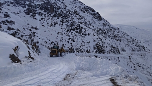 Evinde asılı halde cesedi bulundu